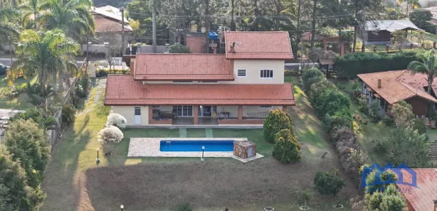 Fazenda / Sítio / Chácara com 4 Quartos à venda, 2700m² no , Mairinque
