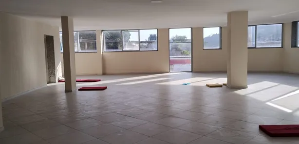 Prédio Inteiro para alugar, 1000m² no Vila Santa Cruz, Duque de Caxias