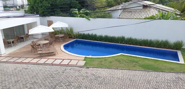 Sobrado com 4 Quartos à venda, 260m² no Buraquinho, Lauro de Freitas