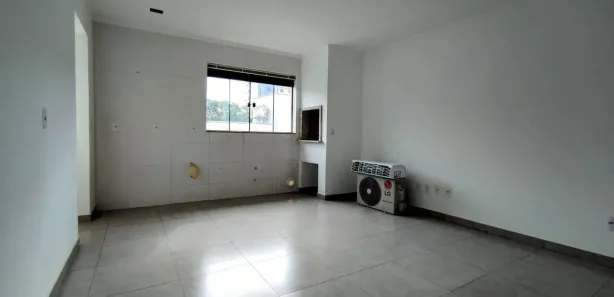 Apartamento com 2 Quartos para alugar, 60m² no Velha Central, Blumenau