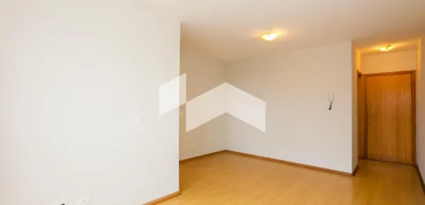 Apartamento com 3 Quartos para alugar, 77m² no Cristo Rei, Curitiba
