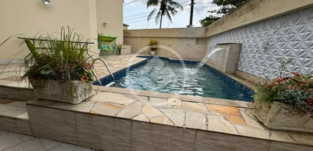 Sobrado com 3 Quartos para alugar, 131m² no Jardim Cunhambebe (Vicente de Carvalho), Guarujá
