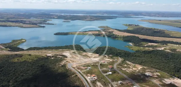 Terreno / Lote / Condomínio à venda, 826m² no Condomínio Ventura, 