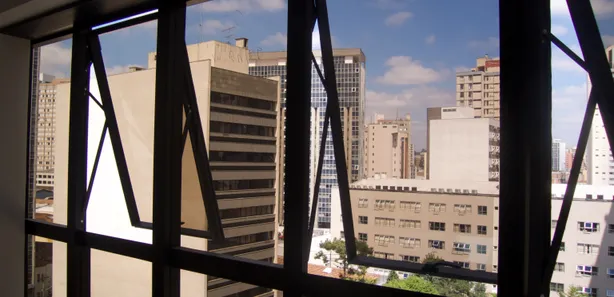 Conjunto Comercial / Sala para alugar, 46m² no Centro, Curitiba