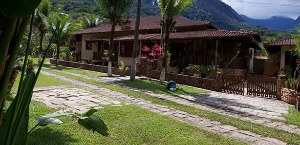 Casa de Condomínio com 4 Quartos à venda, 382m² no Limoeiro, Guapimirim