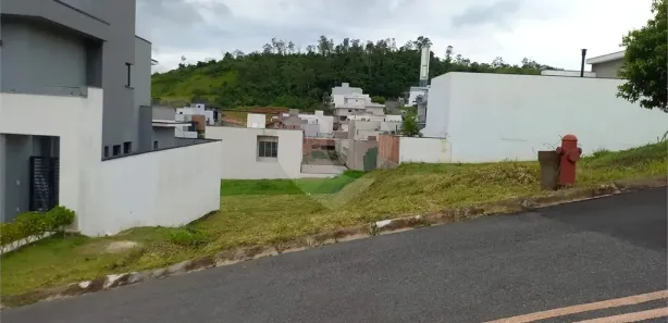 Terreno / Lote / Condomínio à venda, 300m² no Roncáglia, Valinhos