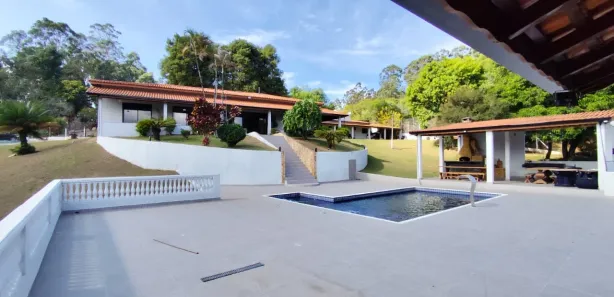 Fazenda / Sítio / Chácara com 2 Quartos à venda, 7000m² no , Mairinque