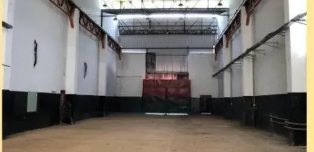 Galpão / Depósito / Armazém para venda ou aluguel, 2000m² no , Mairinque