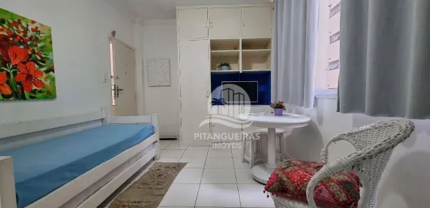 Kitnet para alugar, 40m² no Pitangueiras, Guarujá