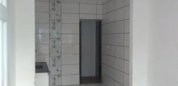 Casa com 2 Quartos para alugar, 85m² no Jardim Heneide, Jandira
