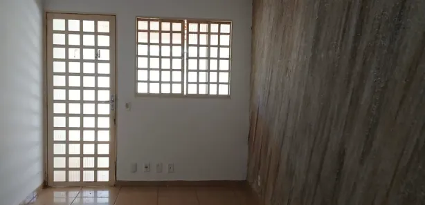 Casa de Condomínio com 2 Quartos à venda, 70m² no Ypiranga, Valparaíso de Goiás