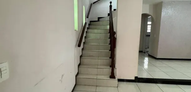 Sobrado com 4 Quartos à venda, 180m² no Jardim das Praias, São Paulo