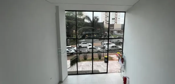Loja / Salão / Ponto Comercial para alugar, 99m² no Gleba Fazenda Palhano, Londrina