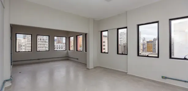 Conjunto Comercial / Sala para alugar, 34m² no Centro, Curitiba
