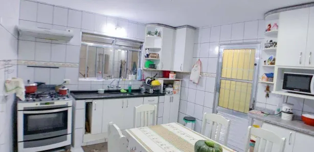 Casa com 5 Quartos à venda, 218m² no Metalúrgicos, Osasco