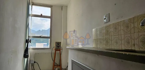 Conjunto Comercial / Sala para venda ou aluguel, 40m² no Centro, Nova Friburgo