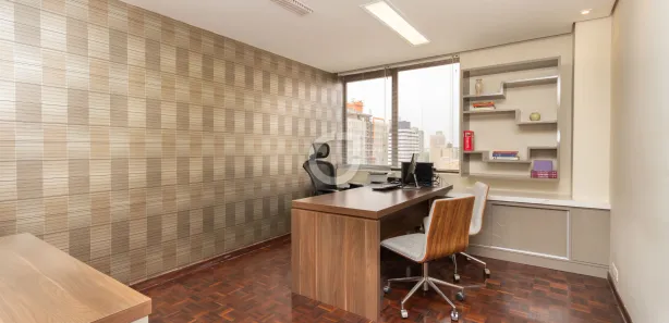Conjunto Comercial / Sala à venda, 78m² no Centro, Curitiba