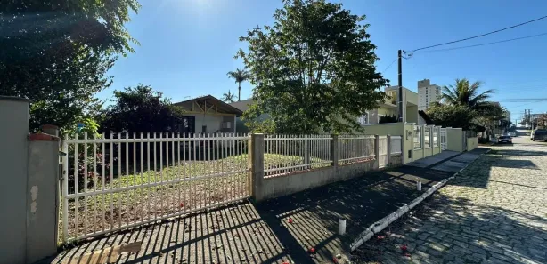 Terreno / Lote / Condomínio à venda, 365m² no , Balneário Piçarras