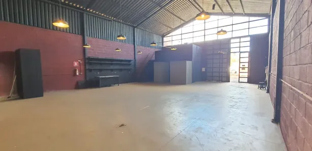 Galpão / Depósito / Armazém à venda, 217m² no Jardim Canadá, Nova Lima