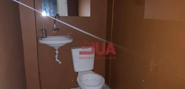 Loja / Salão / Ponto Comercial para alugar, 200m² no Centro, Queimados