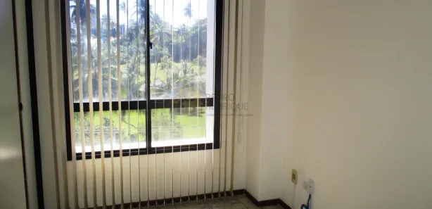 Conjunto Comercial / Sala à venda, 29m² no Pituba, Salvador