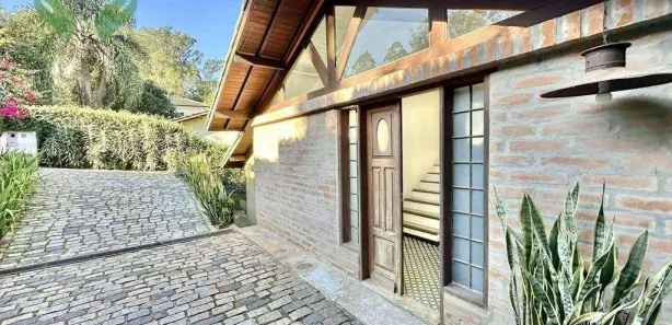 Casa de Condomínio com 4 Quartos à venda, 355m² no Chácara dos Lagos, Carapicuíba