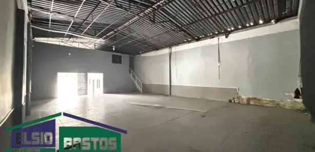 Galpão / Depósito / Armazém para alugar, 180m² no Campo Grande, Rio de Janeiro