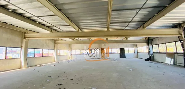 Prédio Inteiro para alugar, 950m² no Caetetuba, Atibaia