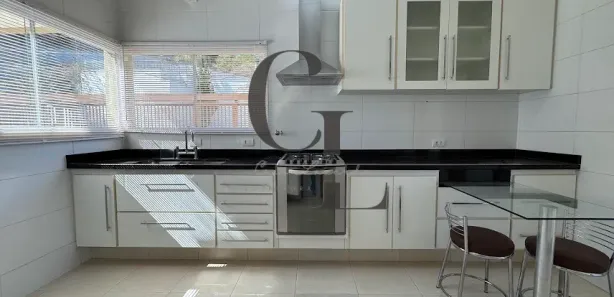 Casa de Condomínio com 4 Quartos para venda ou aluguel, 480m² no Caraguatá, Mairiporã