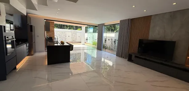 Casa com 4 Quartos para alugar, 240m² no Águas Brancas, Ananindeua