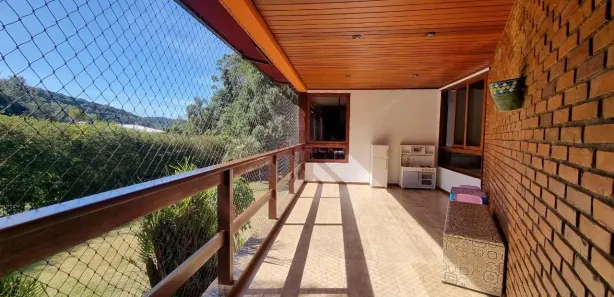 Casa de Condomínio com 5 Quartos para venda ou aluguel, 258m² no Parque do Imbui, Teresópolis