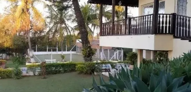 Fazenda / Sítio / Chácara com 2 Quartos à venda, 2600m² no Balneário Riviera, Americana