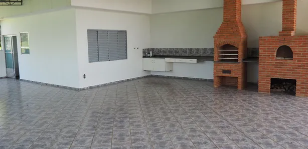 Fazenda / Sítio / Chácara com 8 Quartos à venda, 1200m² no Ibiúna, Ibiúna
