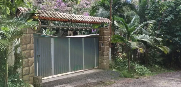 Fazenda / Sítio / Chácara com 4 Quartos à venda, 120m² no Represa, Ribeirão Pires