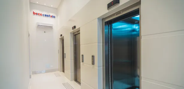 Loja / Salão / Ponto Comercial à venda, 46m² no Estreito, Florianópolis
