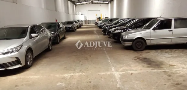 Prédio Inteiro para alugar, 10m² no Centro, Petrópolis