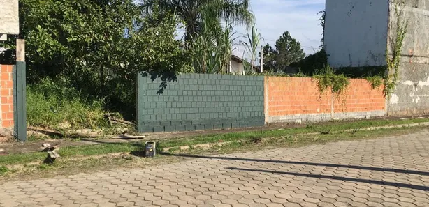 Terreno / Lote / Condomínio à venda, 264m² no Itacolomi, Balneário Piçarras
