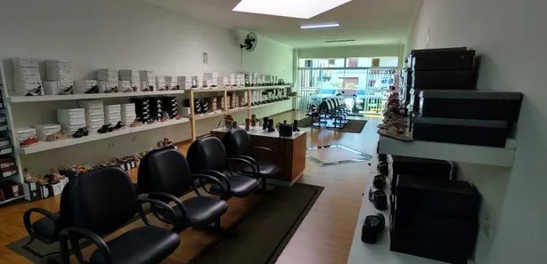 Loja / Salão / Ponto Comercial à venda, 150m² no Centro, Itatiba