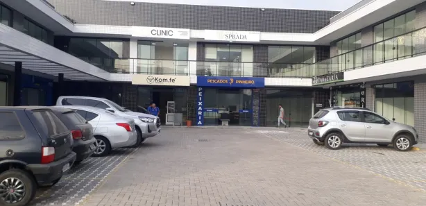 Loja / Salão / Ponto Comercial para alugar, 49m² no Guaraituba, Colombo
