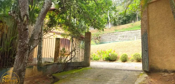 Fazenda / Sítio / Chácara com 3 Quartos à venda, 250m² no , Paty do Alferes