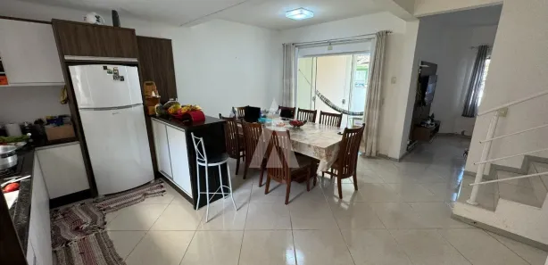 Sobrado com 3 Quartos à venda, 108m² no Do Ubatuba, São Francisco do Sul