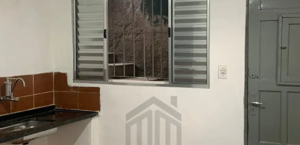 Casa com 1 Quarto para alugar, 15m² no Vila Aparecida, Itapevi