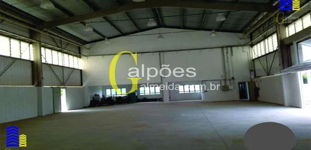 Galpão / Depósito / Armazém para venda ou aluguel, 889m² no Chácara do Solar II (Fazendinha), Santana de Parnaíba