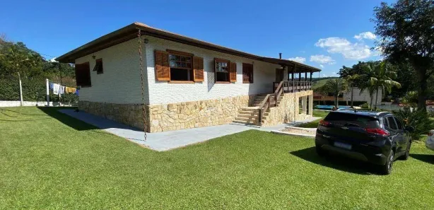 Fazenda / Sítio / Chácara com 4 Quartos para alugar, 286m² no Loteamento Jardim Morumbi, Atibaia