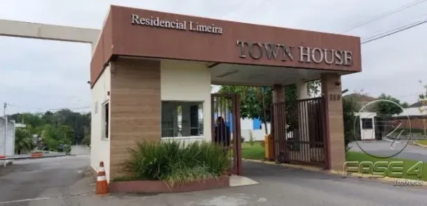 Casa de Condomínio com 3 Quartos para alugar, 154m² no Morada da Colina, Resende