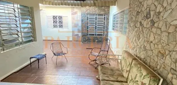 Sobrado com 5 Quartos para alugar, 648m² no Centro, Araçatuba