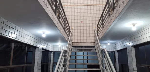 Prédio Inteiro para venda ou aluguel, 800m² no Jardim Vinte e Cinco de Agosto, Duque de Caxias