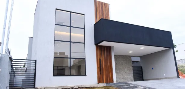 Casa de Condomínio com 3 Quartos à venda, 161m² no Jardins Bolonha, Senador Canedo