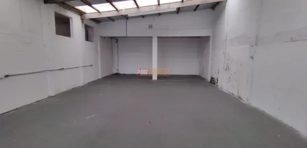 Galpão / Depósito / Armazém à venda, 300m² no Cidade São Jorge, Santo André