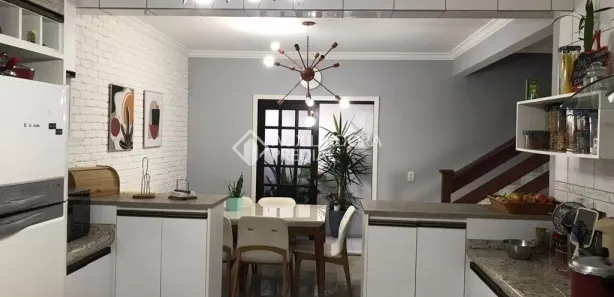 Sobrado com 4 Quartos à venda, 223m² no Bocaina, Ribeirão Pires